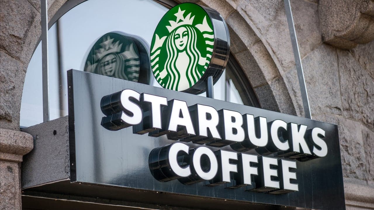 Forbes: Hitting Back at Trump’s Executive Order, Starbucks CEO Vows to Hire 10,000 Refugees Forbes: Hitting Back at Trump’s Executive Order, Starbucks CEO Vows to Hire 10,000 Refugees