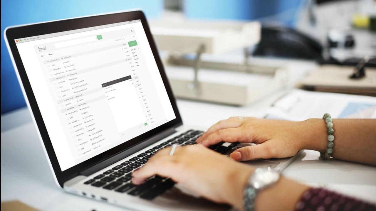 10 Email Etiquette Strategies That Will Impress Your Clients—And Score You More 10 Email Etiquette Strategies That Will Impress Your Clients—And Score You More