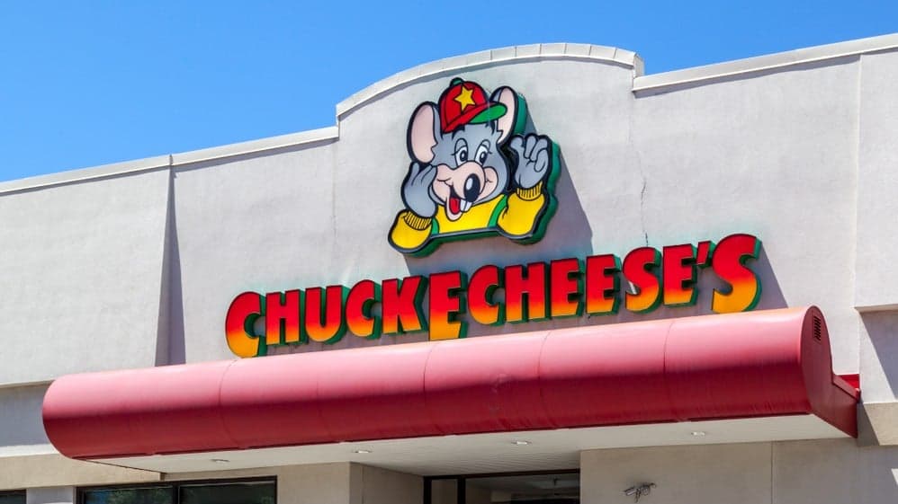 Chuck E. Cheese's New Game Structure Yields Positive Results Chuck E. Cheese's New Game Structure Yields Positive Results