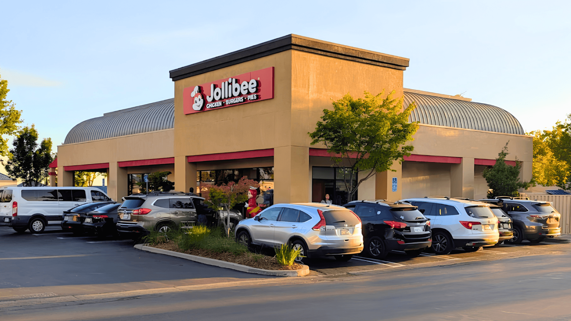 Jollibee Debuts Its First Franchise Restaurant in California, Advancing U.S. Growth Strategy